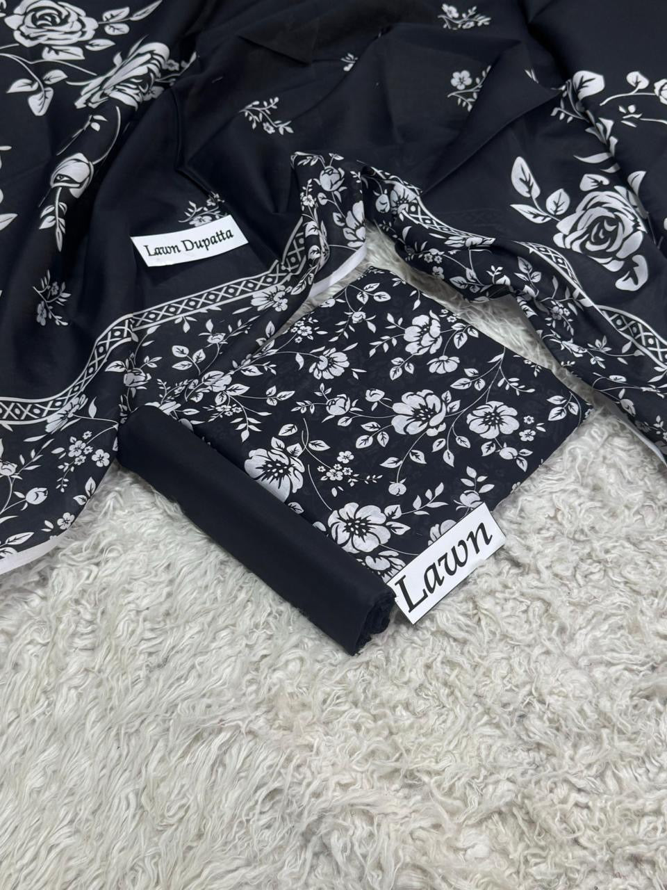 Lawn 3 PC Digital printed-Unstitched