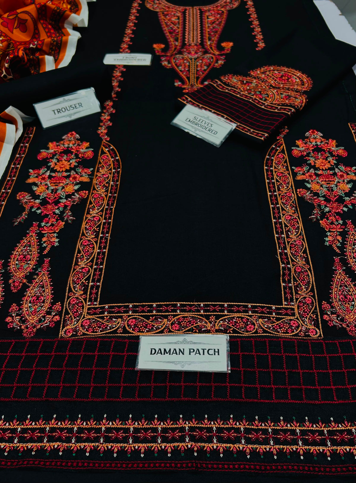 HUSSAIN REHAR DHANAK UNSTITCHED EMB 3PC-Black