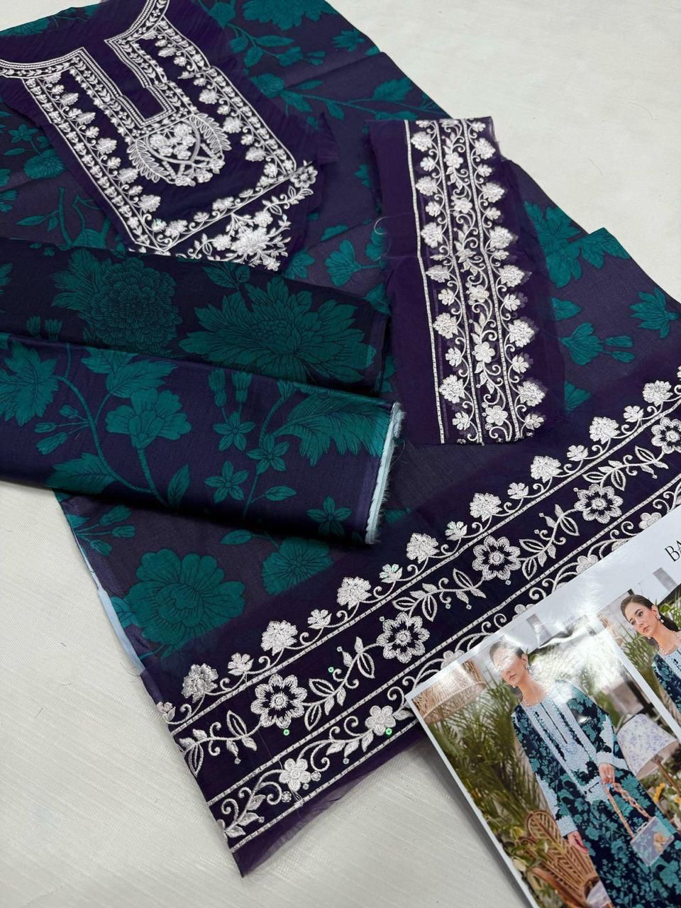 Luxury Emb 3-Pc D-0031