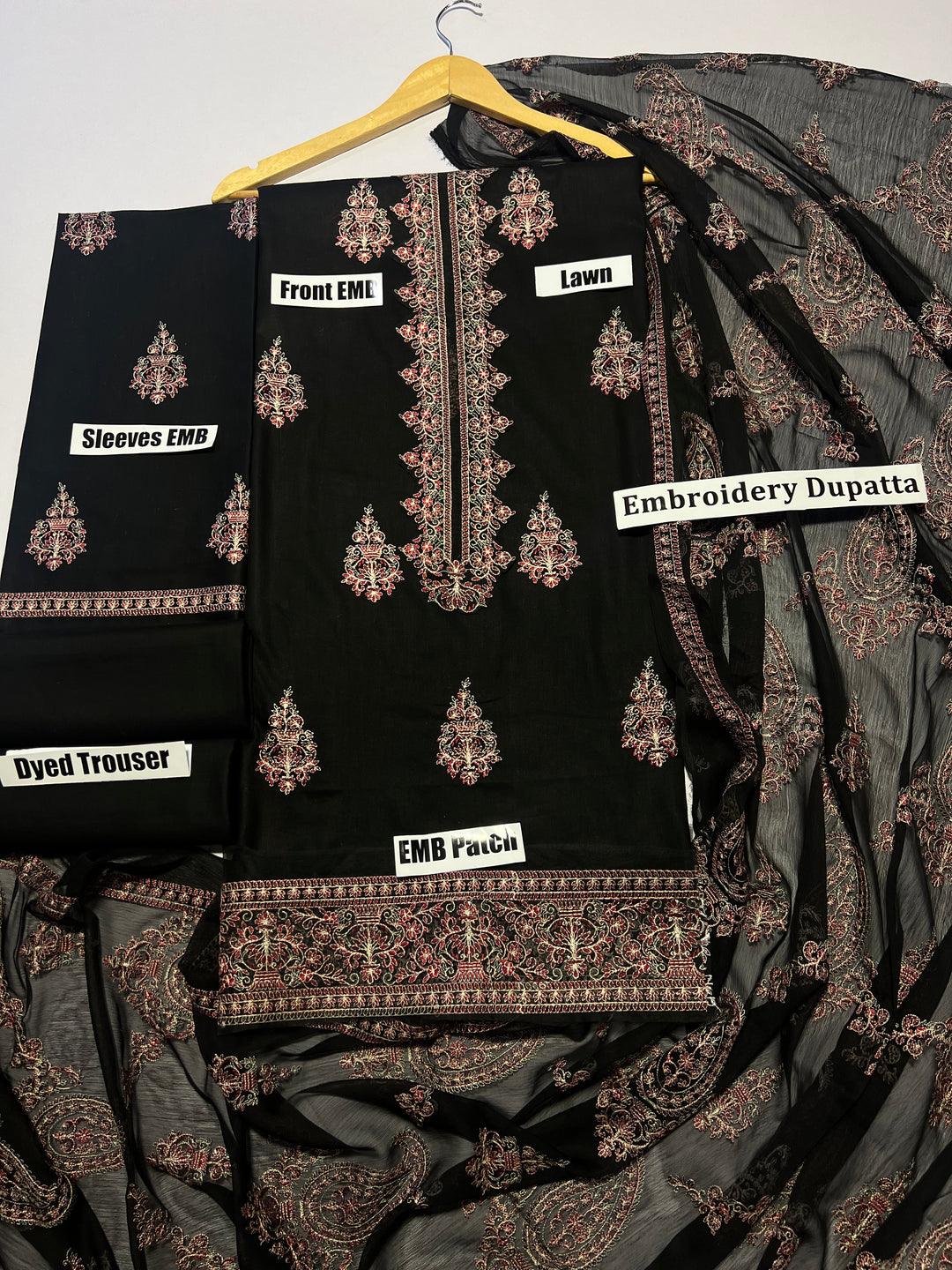 Breeze 3 PC Heavy embroidery