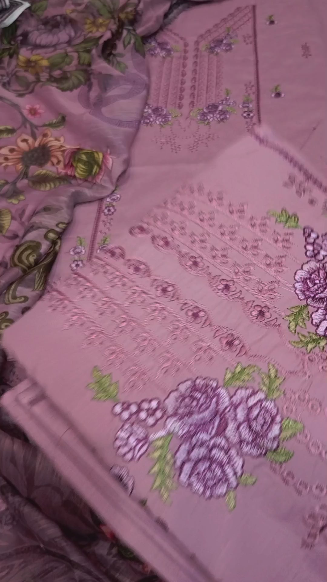 CoCo- Lawn 3 PC EMBROIDERY CHIKANKARI swiss bana Dora voil Printed Duppata