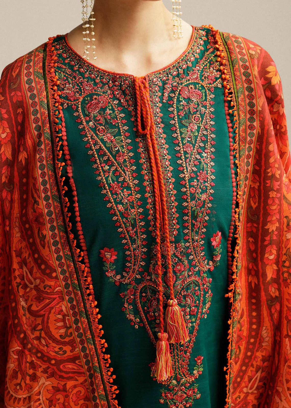 Hussain Rehar Heavy Embroidery with Fancy Digital print Duppata