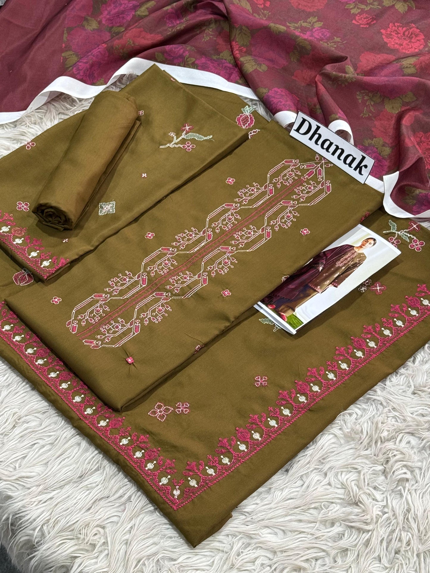 ZARA SHAHJAHAN - 3PC DHANAK EMBROIDERED SHIRT WITH TWILL PRINTED SHAWL AND TROUSER