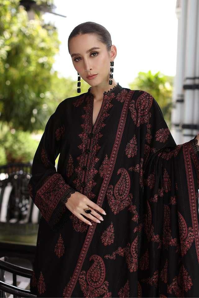 Breeze 3 PC Heavy embroidery
