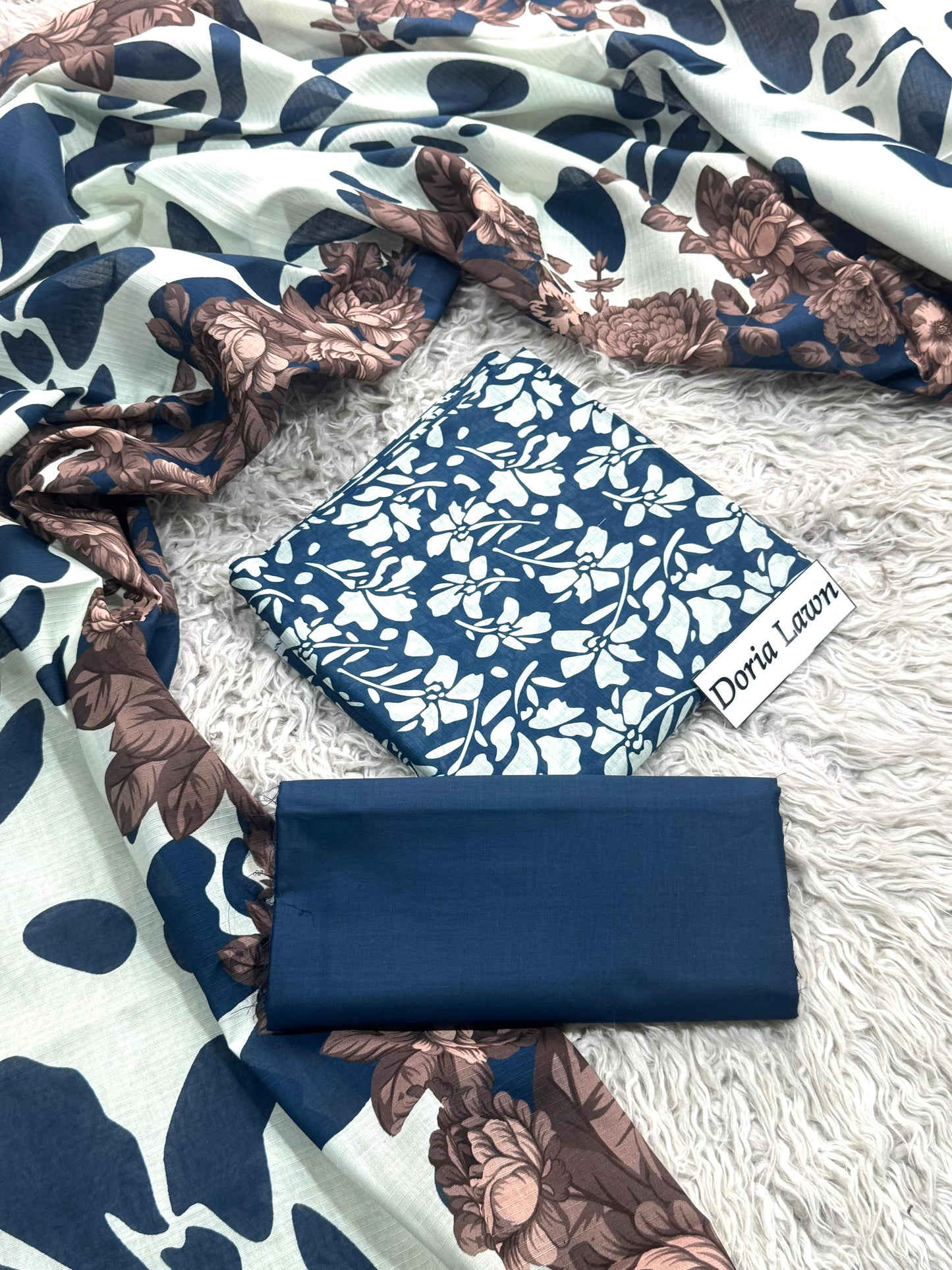 Al Karam Doria Lawn Digital print 3 PC