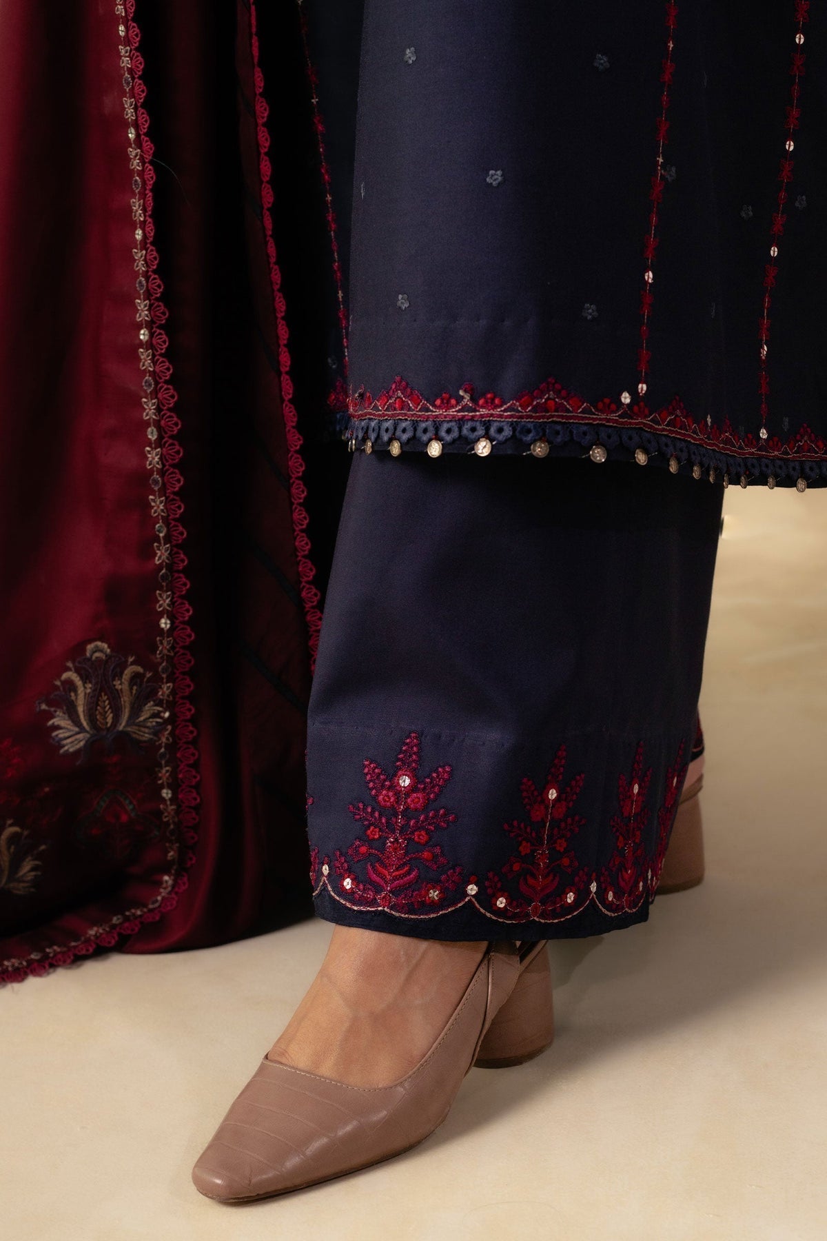 ZARA SHAH JAHAN - 3PC DHANAK EMBROIDERED SHIRT WITH DHANAK EMBROIDERED DUAPTTA AND TROUSER -